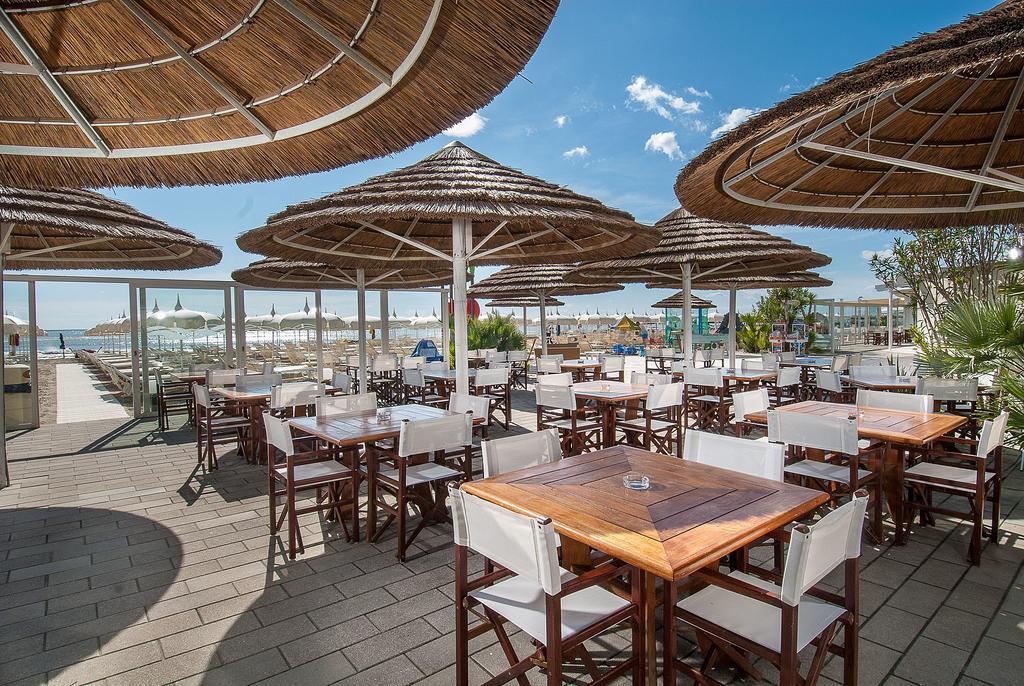 Hotel Byron Milano Marittima Exterior foto