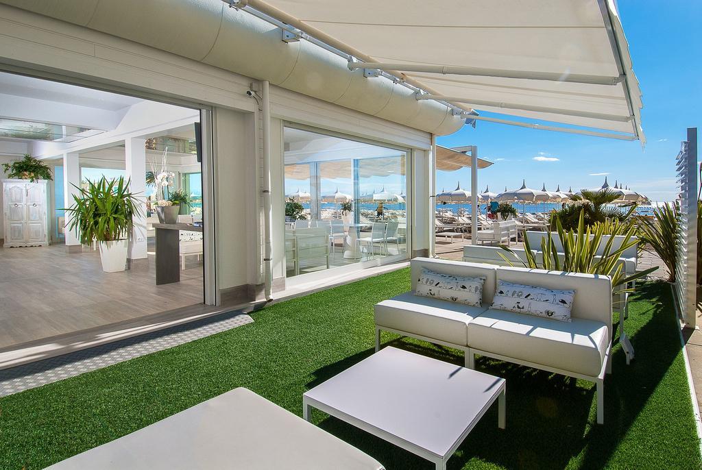 Hotel Byron Milano Marittima Exterior foto
