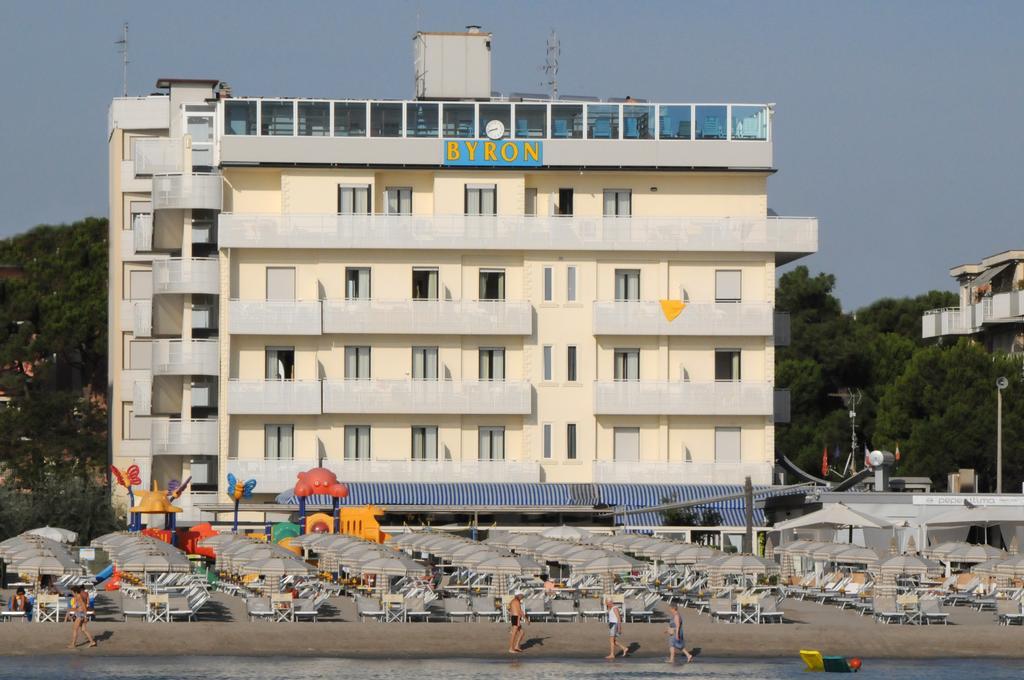 Hotel Byron Milano Marittima Exterior foto